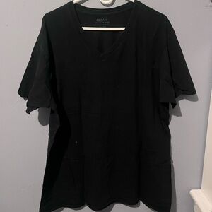 Gildan Men’s Black V-Neck Short Sleeve Tee - Classic Fit